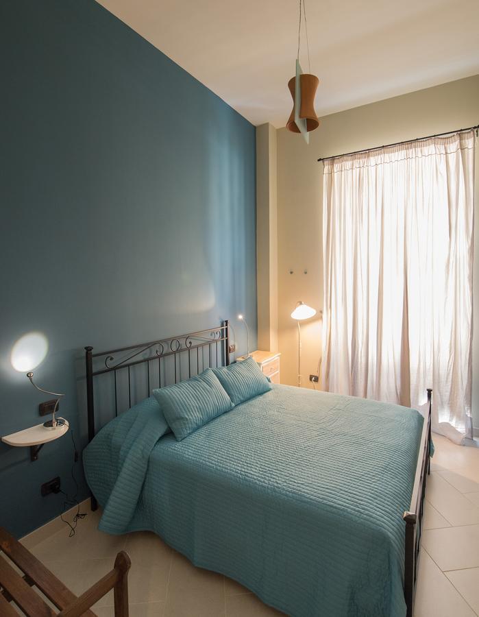 Duomo Regina Apartments Naples Luaran gambar